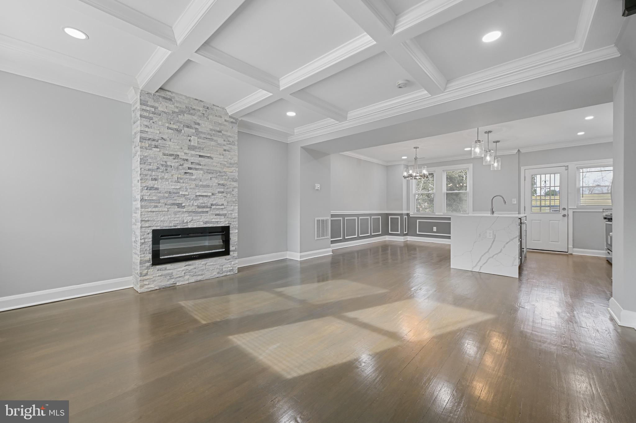 GREENSPRING - Residential