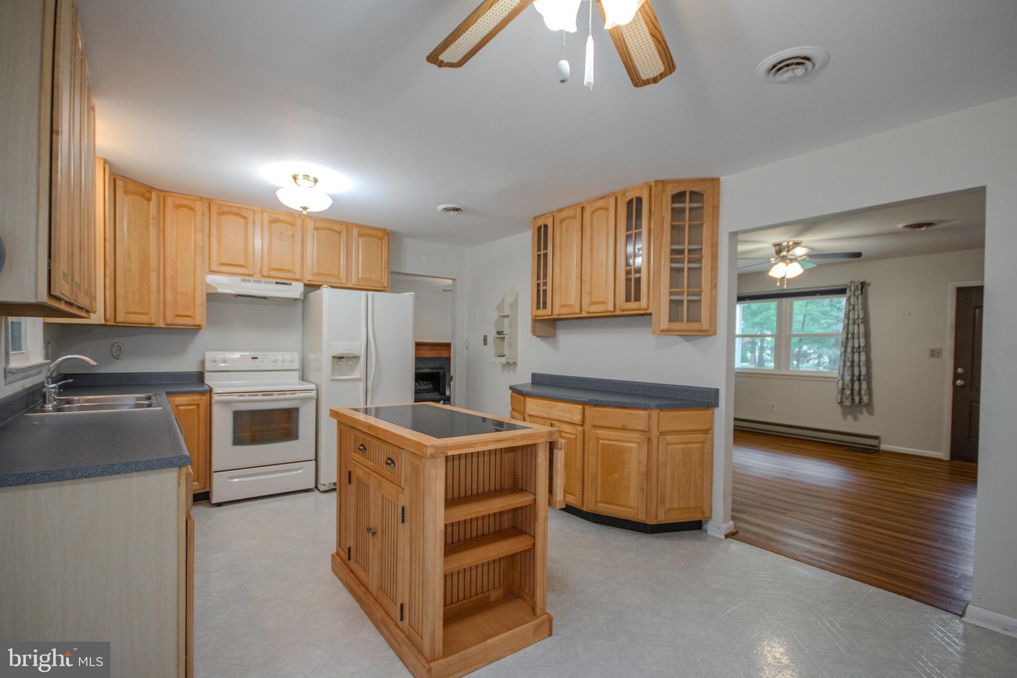 ROCKAWALKIN VILLAGE - Residential