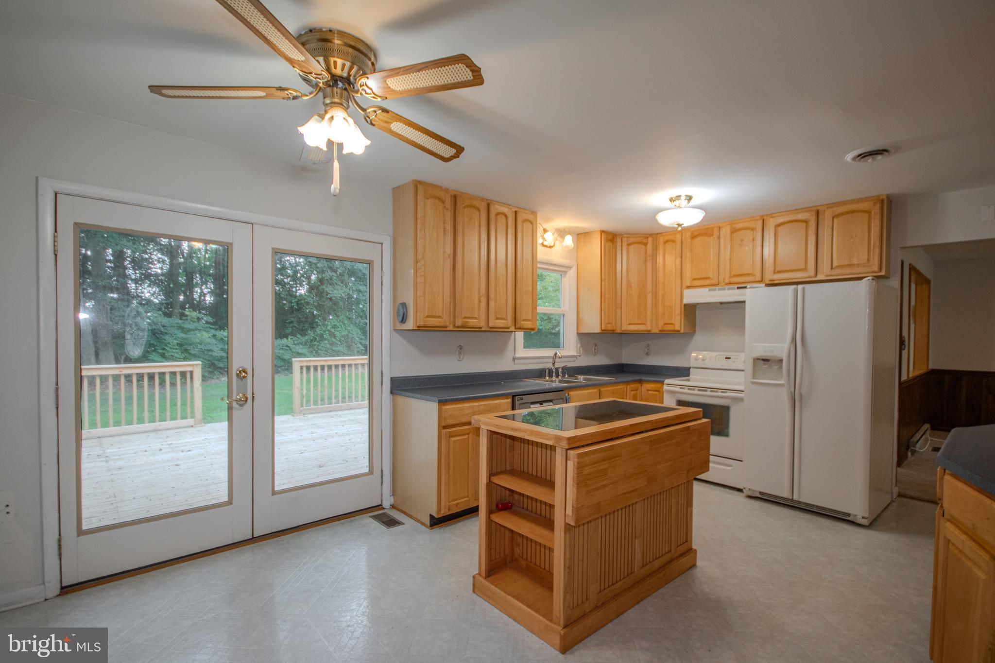 ROCKAWALKIN VILLAGE - Residential