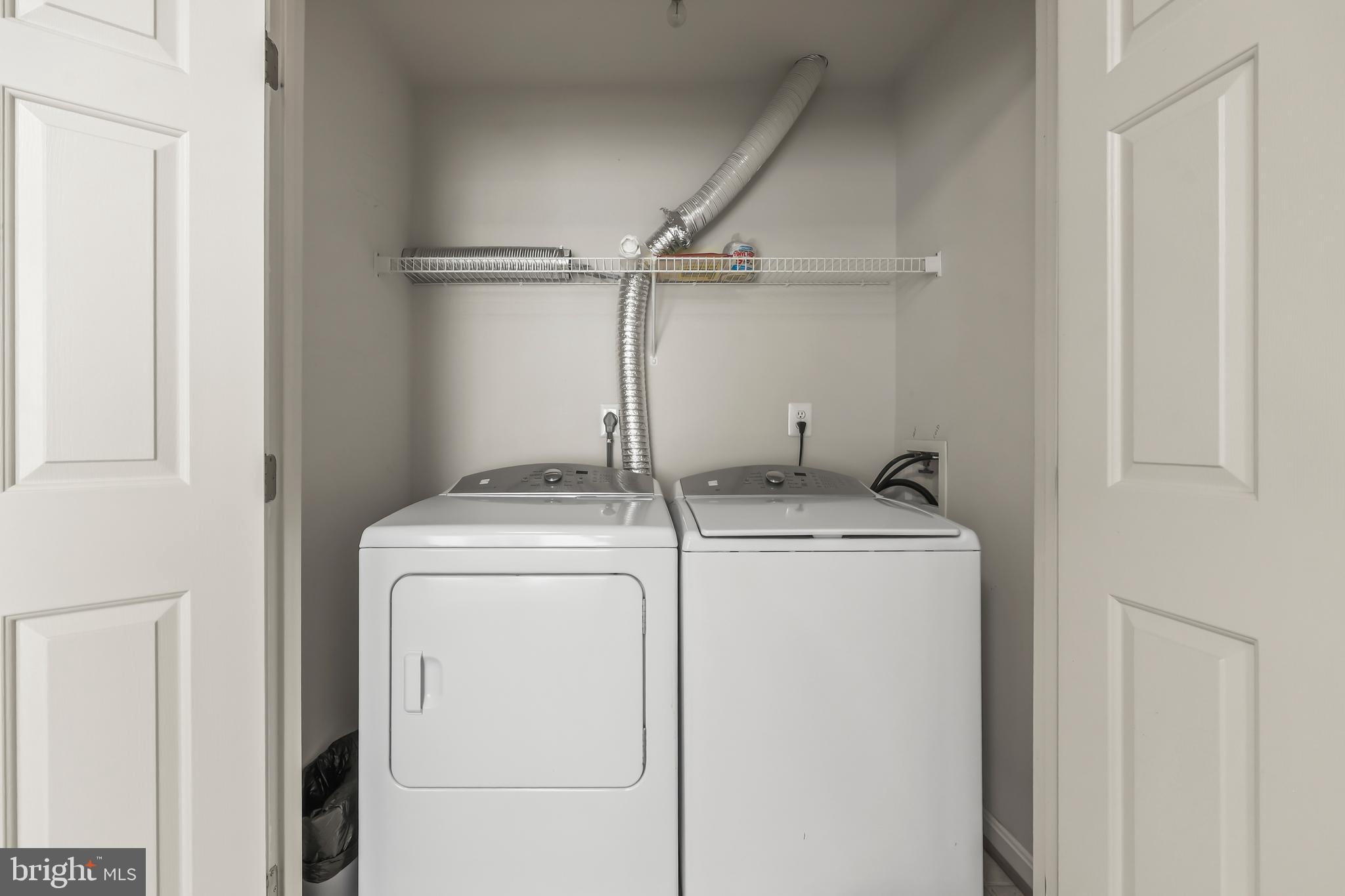 EDGEWATER AT TOWN CENTER - Residential