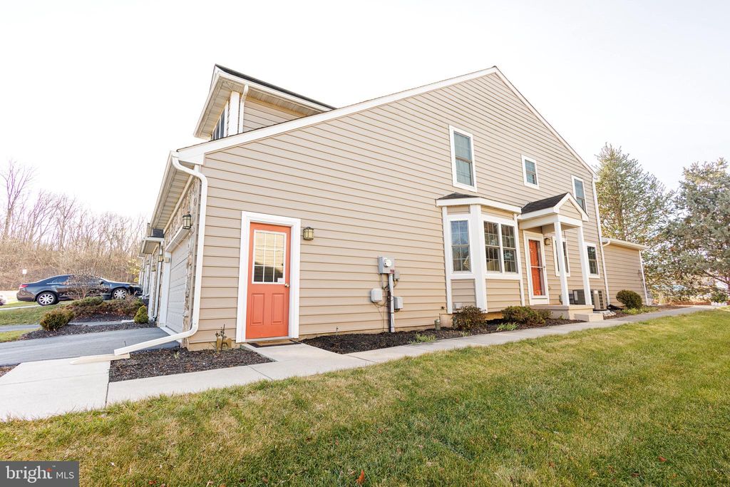 Photo of 780 Keller Drive, Lititz, PA 17543 (MLS # PALA2045702)