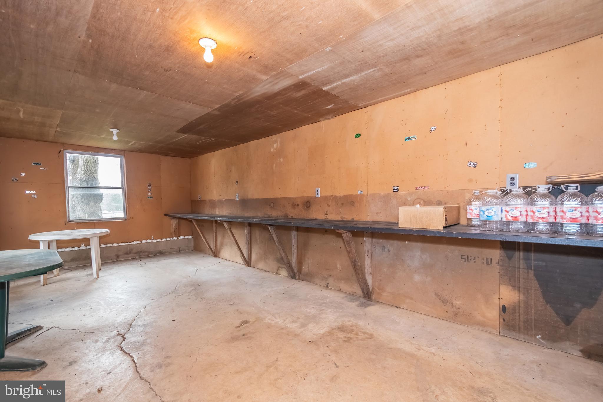 MOUNTAIN LAKE PARK - Residential