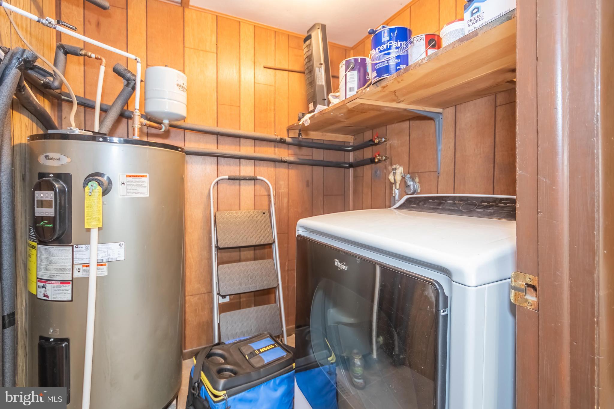 MOUNTAIN LAKE PARK - Residential