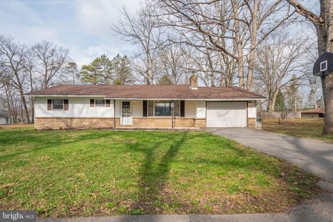 407 SENECA AVENUE MOUNTAIN LAKE PARK MD 21550