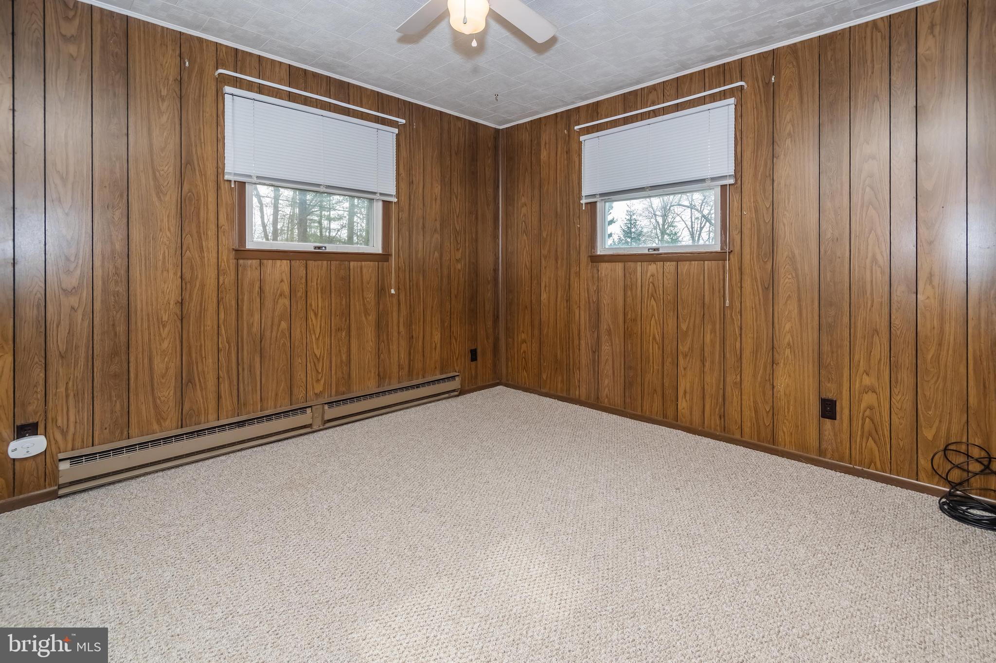 MOUNTAIN LAKE PARK - Residential