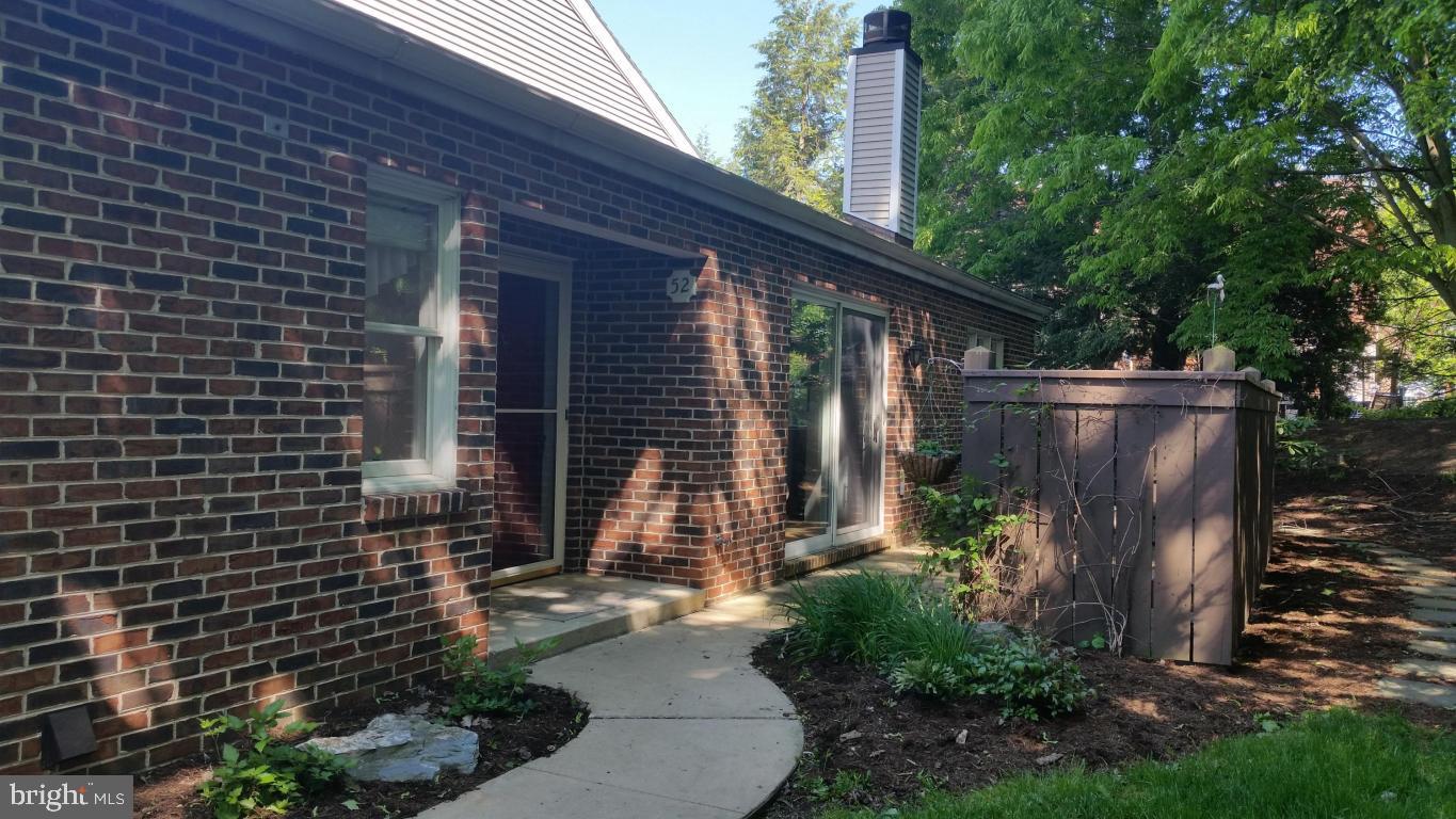 New & Improved look to this condo! Fabulous 1st floor living in this 2 BR, 2 Bath condo, open floor plan, beautiful HW floors in living/dining area w/wood burning FP & 8' patio doors to your private patio. $249 HOA fee includes snow, & all lawn care & trash. Good & Easy Living! http://www.LebanonOpenHouses.com/