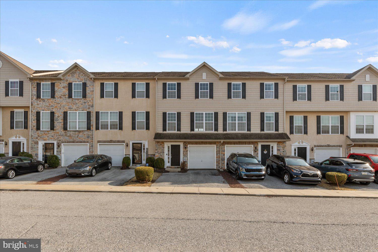 SOUTHVIEW - Residential