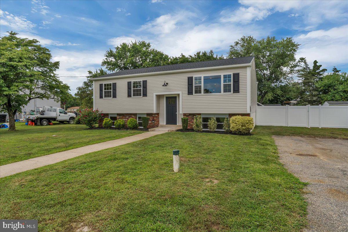 1627 CONDO AVENUE