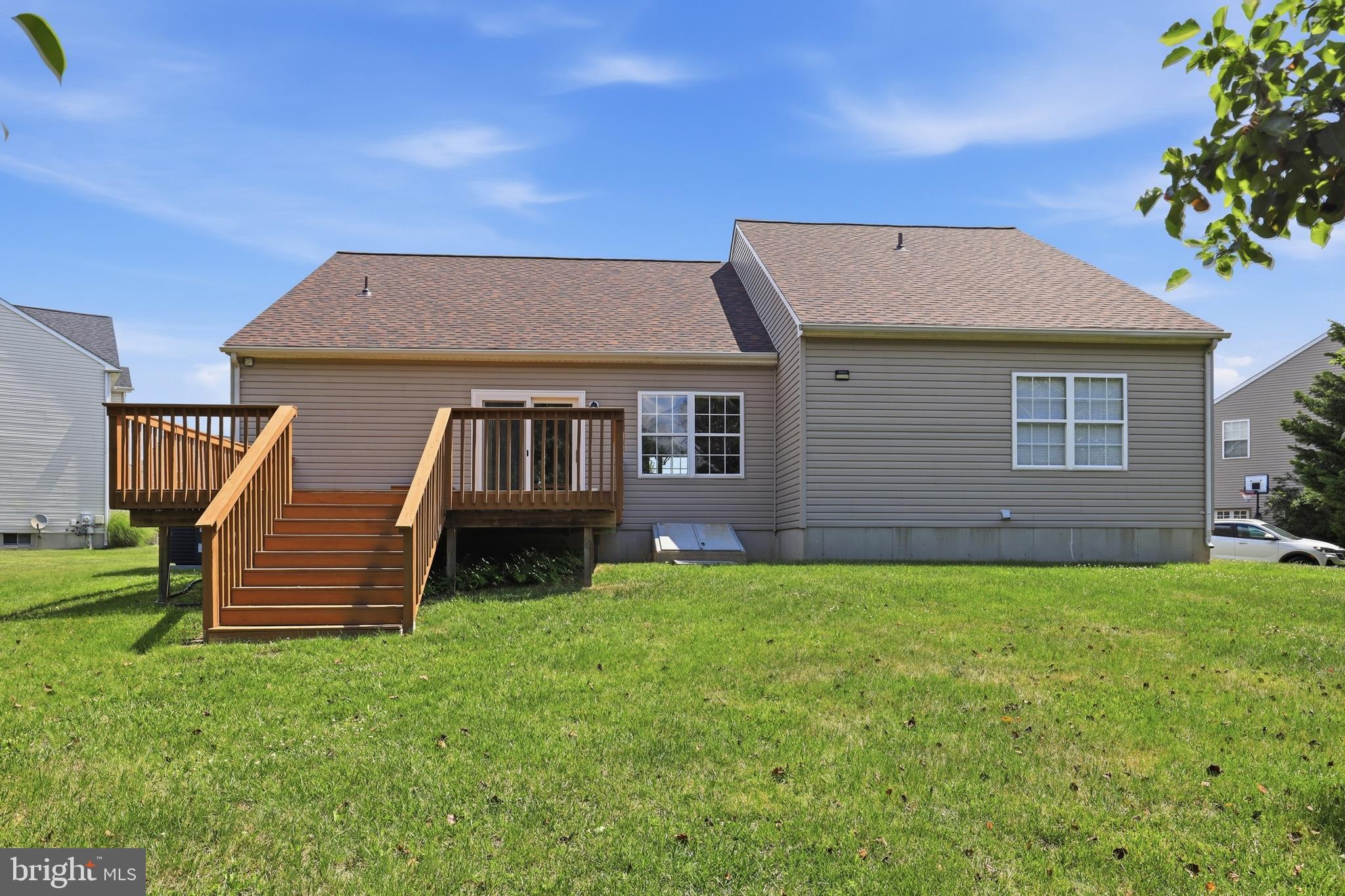 5 OBSIDIAN WAY