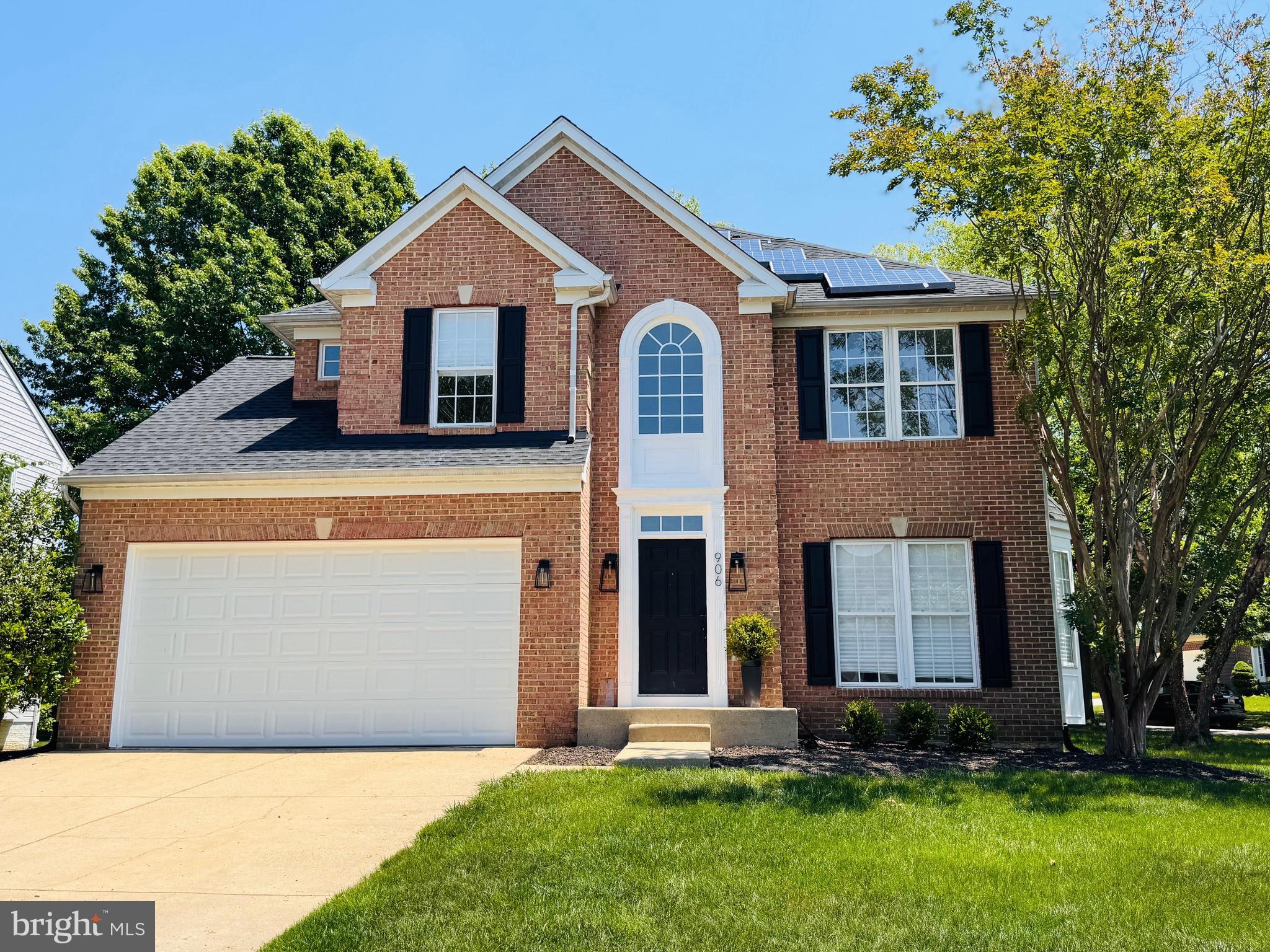 906 WHISTLING DUCK DRIVE