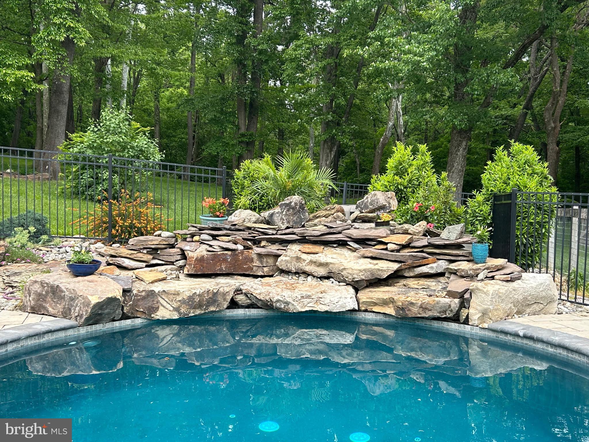 3403 TUDOR DRIVE