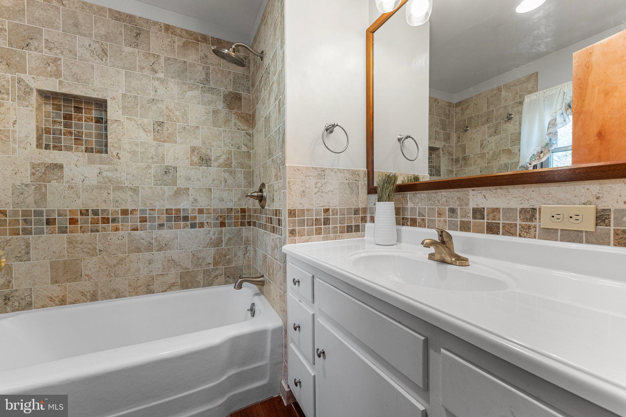 TOWN OF WARSAW - Residential