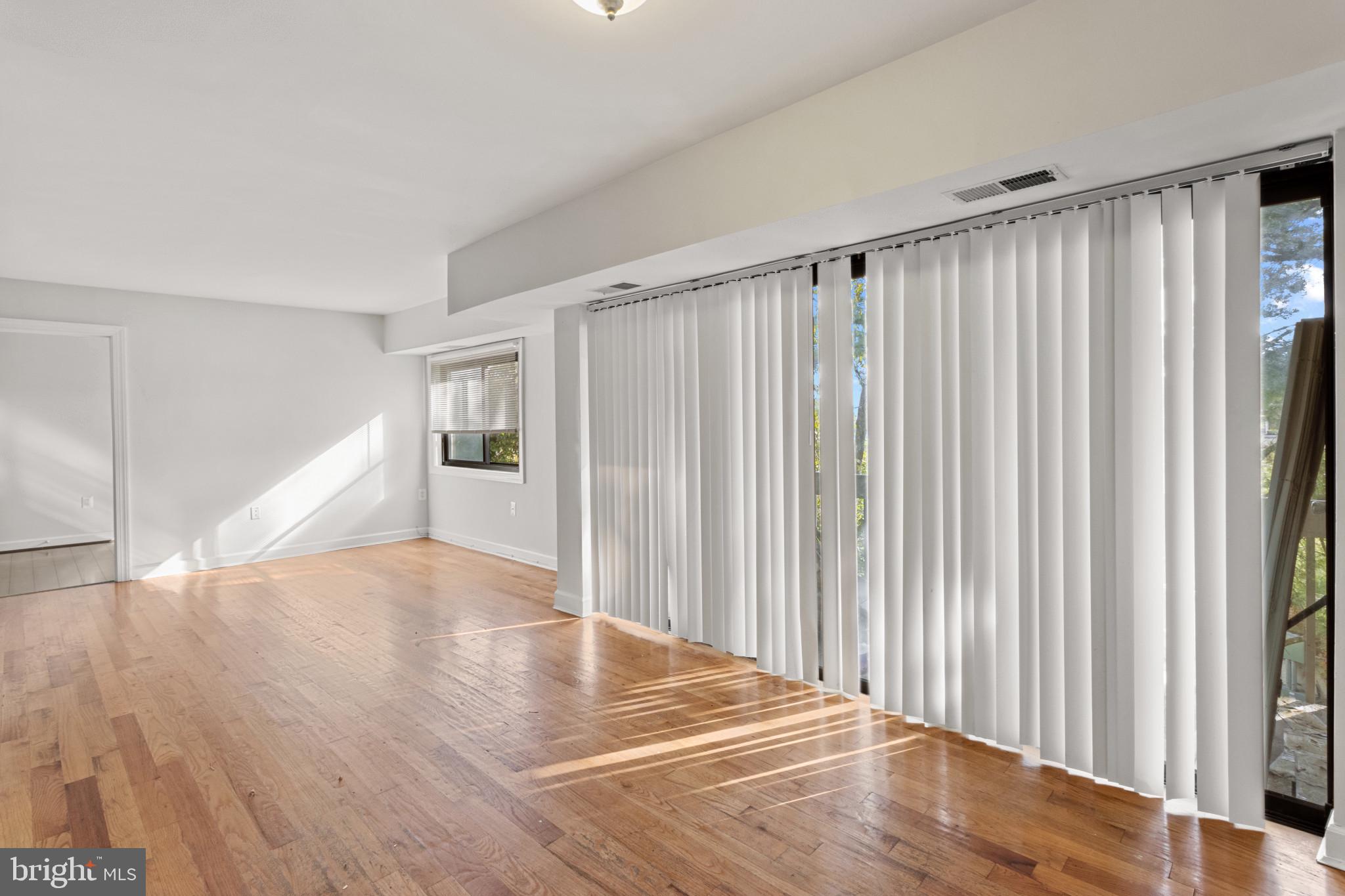 WESTWOOD PARK - Residential