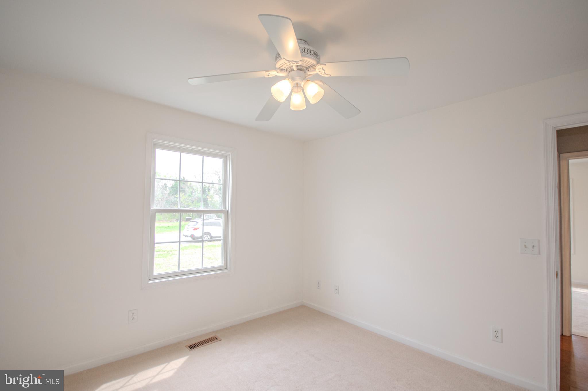 EAST FIELD - Residential