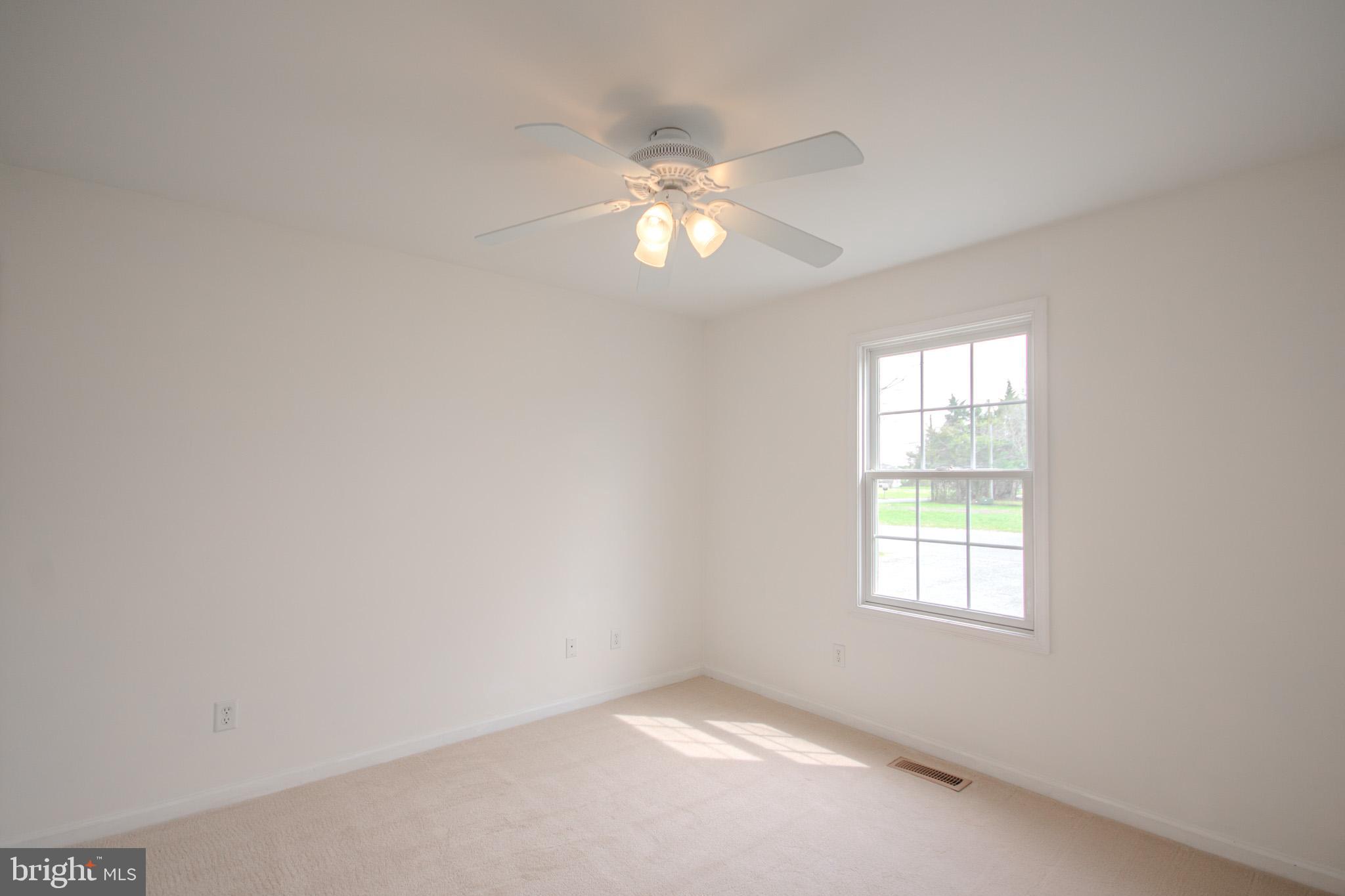 EAST FIELD - Residential