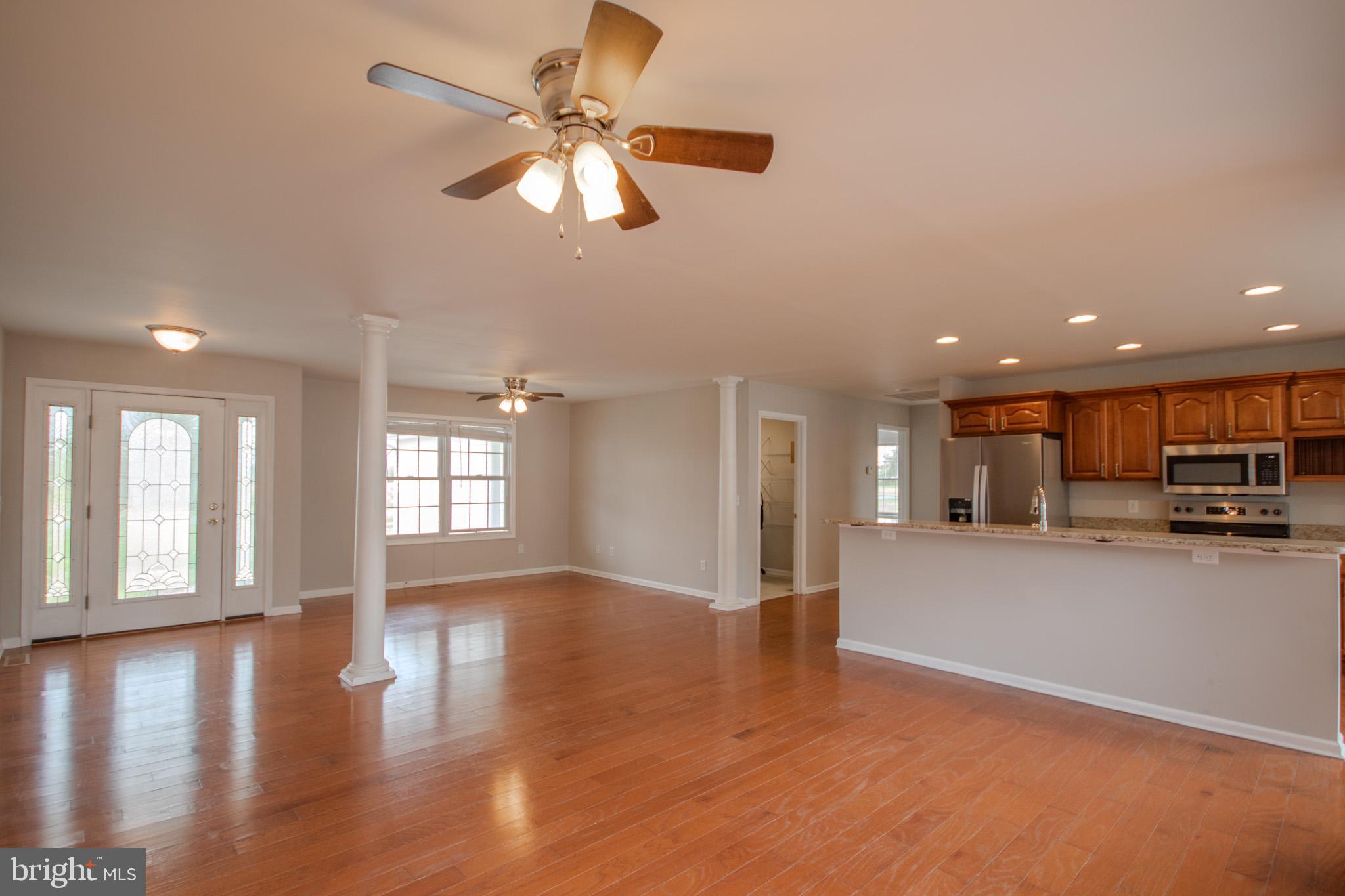 EAST FIELD - Residential