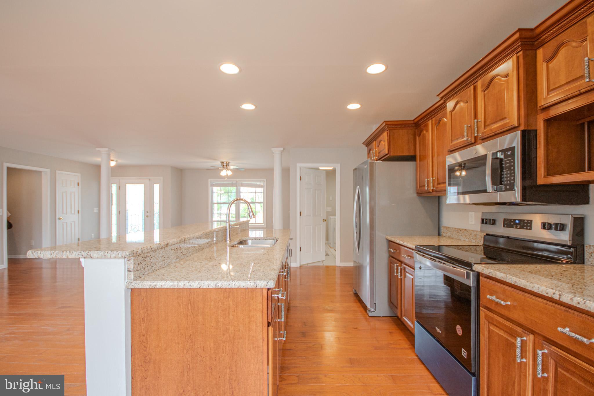 EAST FIELD - Residential