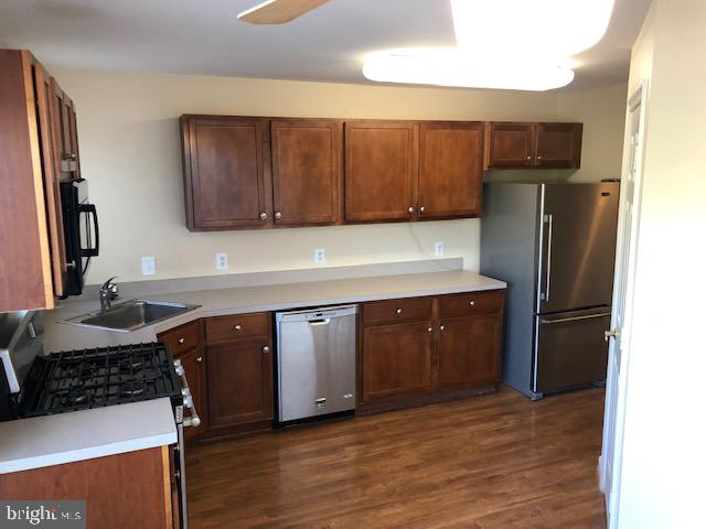 TAYLOR RIDGE - Residential Lease