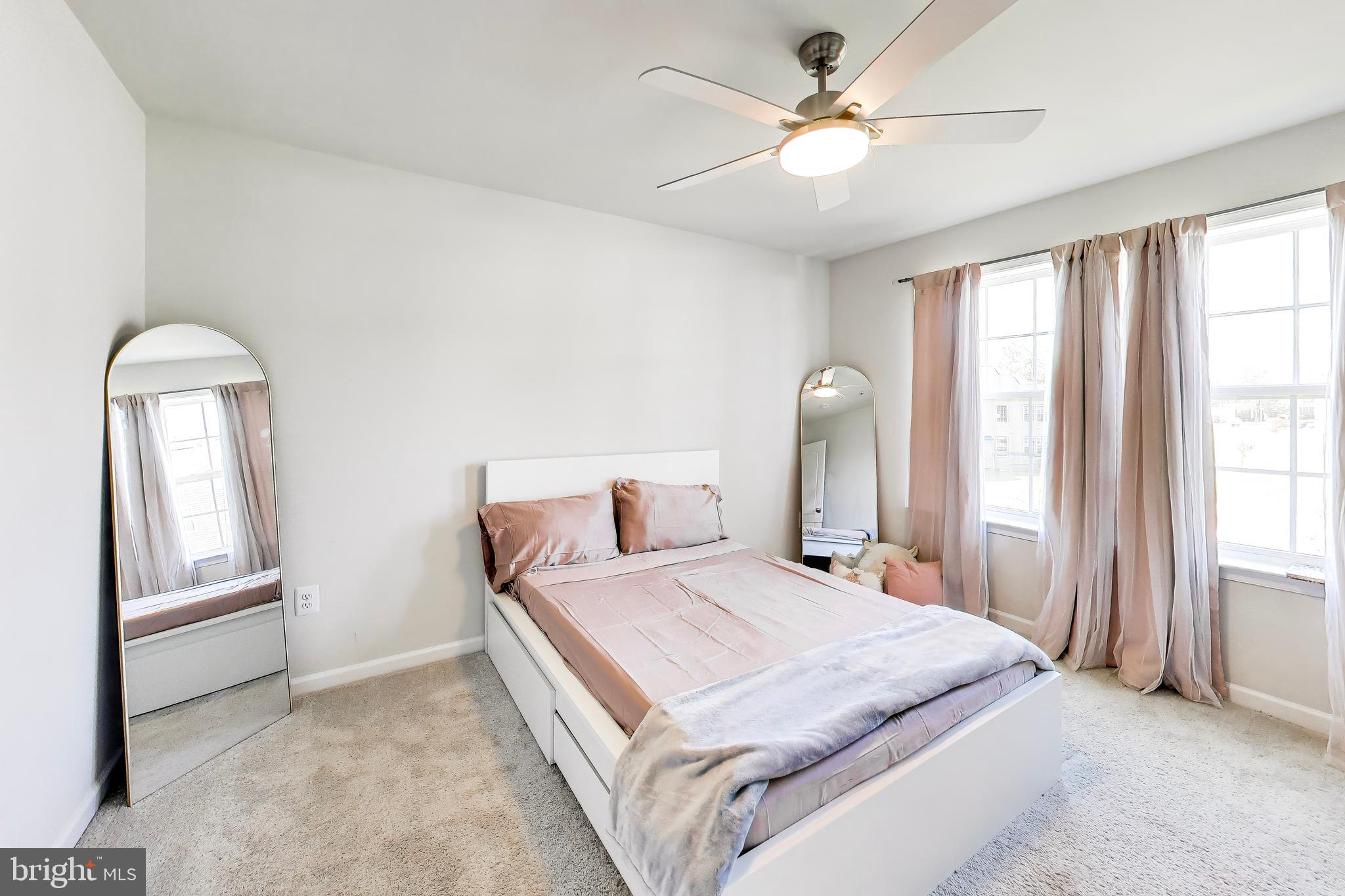 SPRING RIDGE - Residential