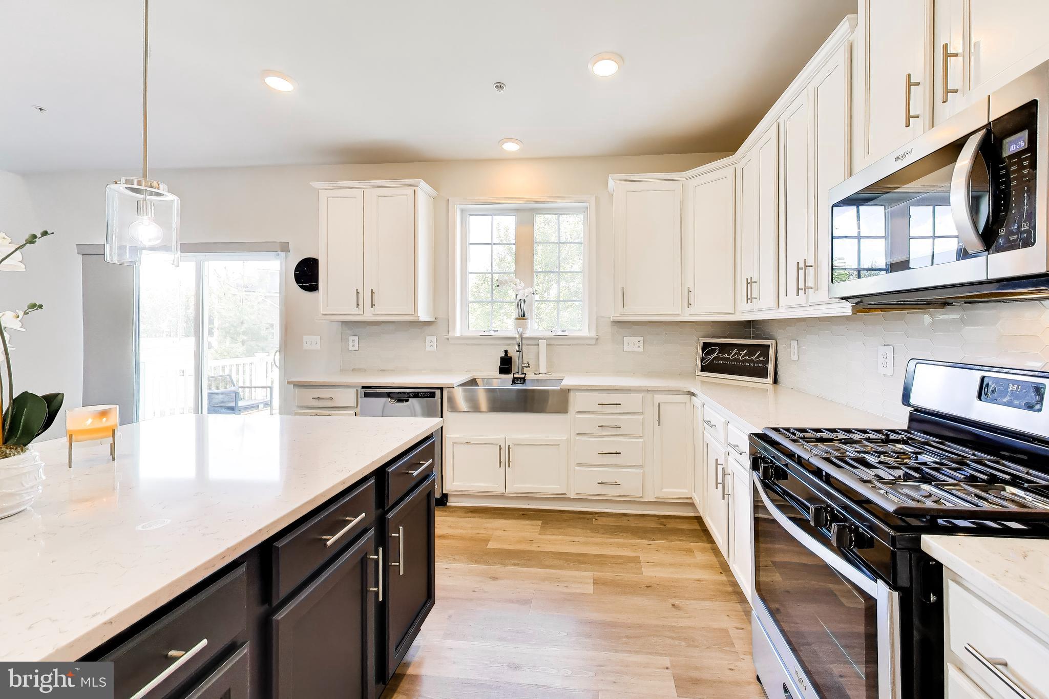 SPRING RIDGE - Residential