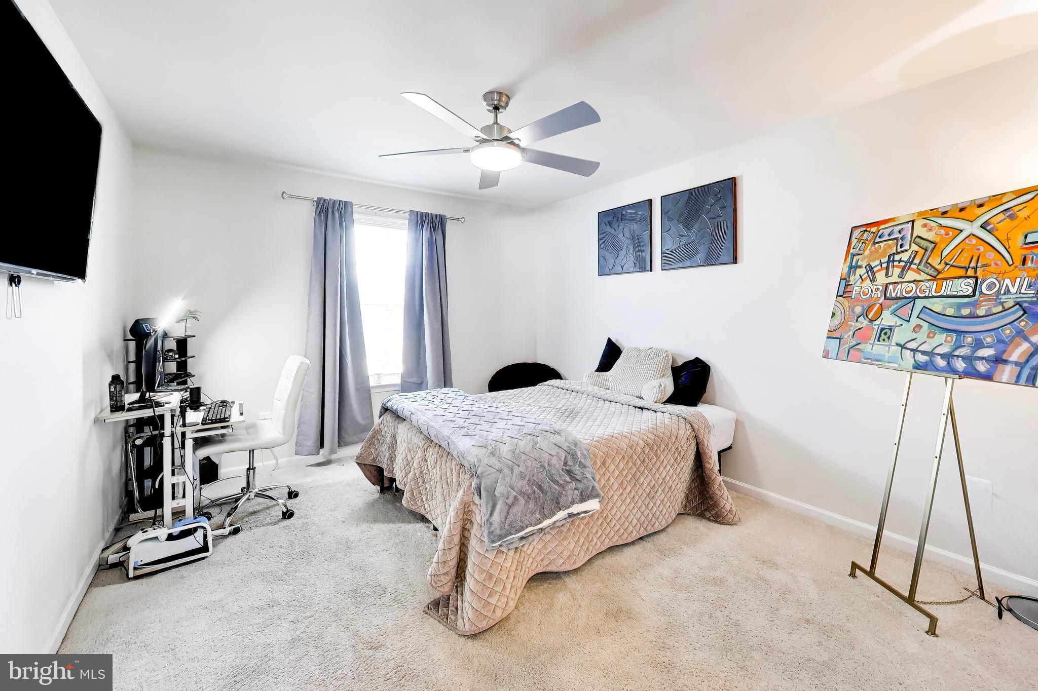 SPRING RIDGE - Residential