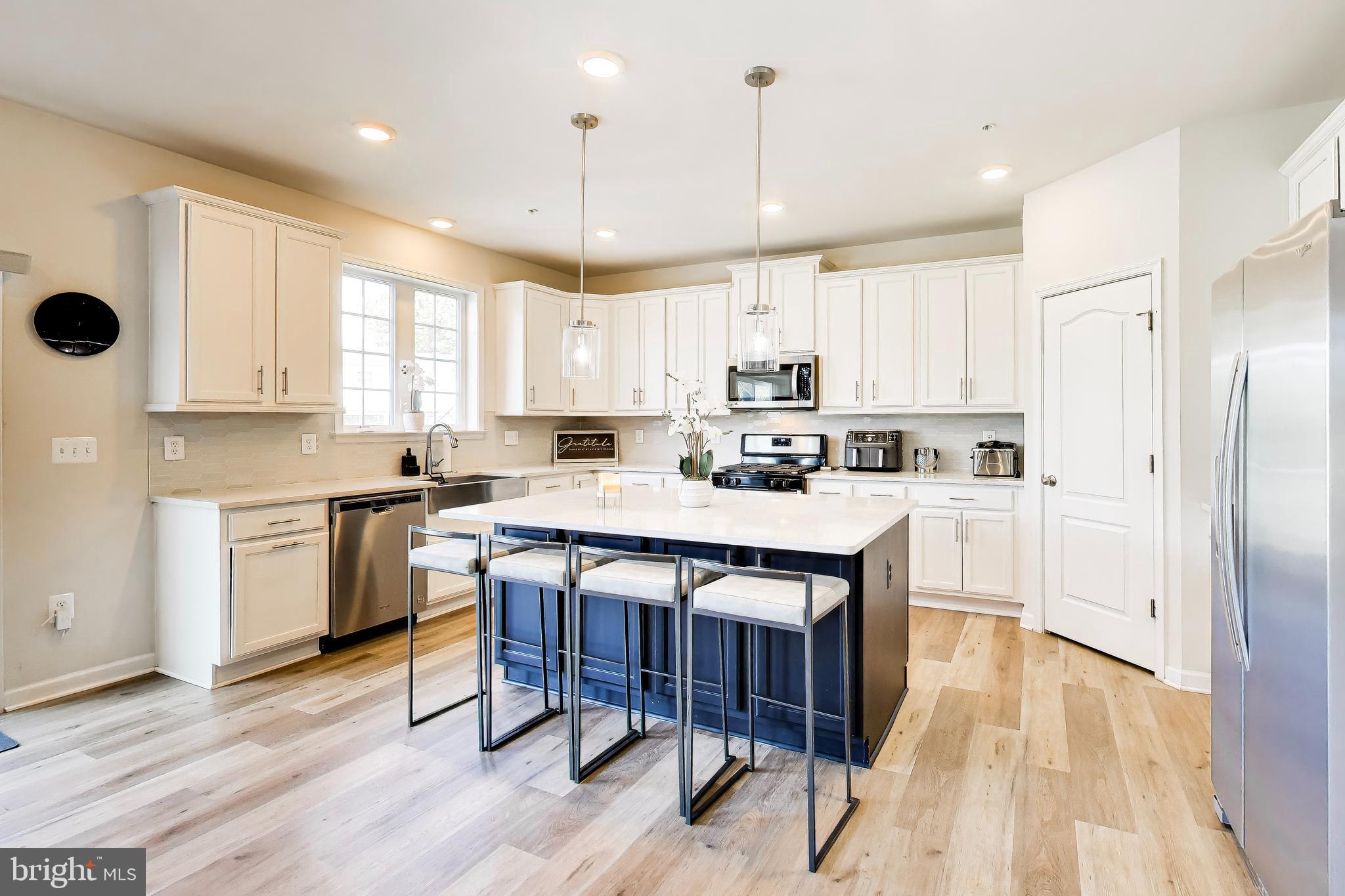 SPRING RIDGE - Residential