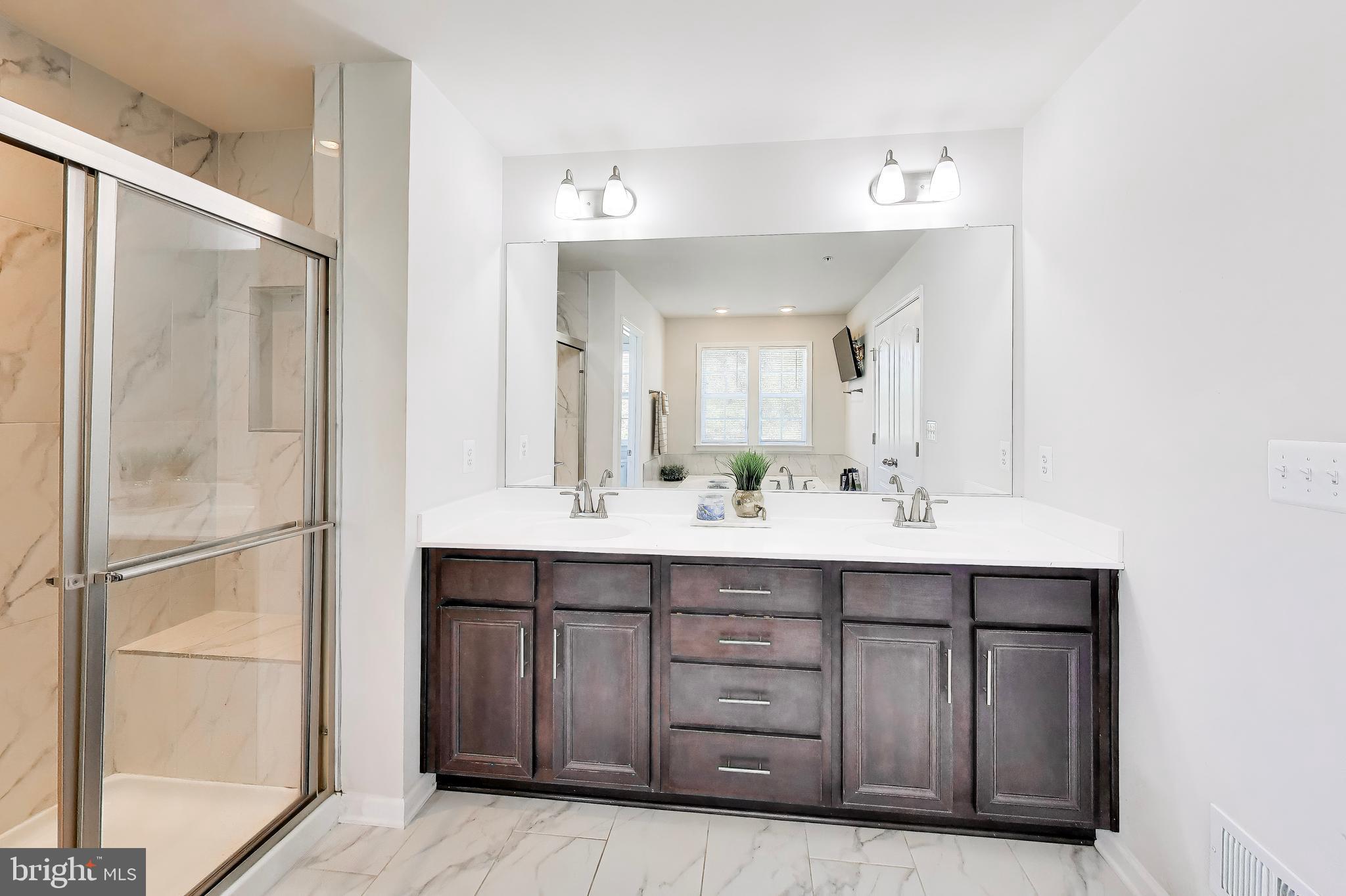 SPRING RIDGE - Residential