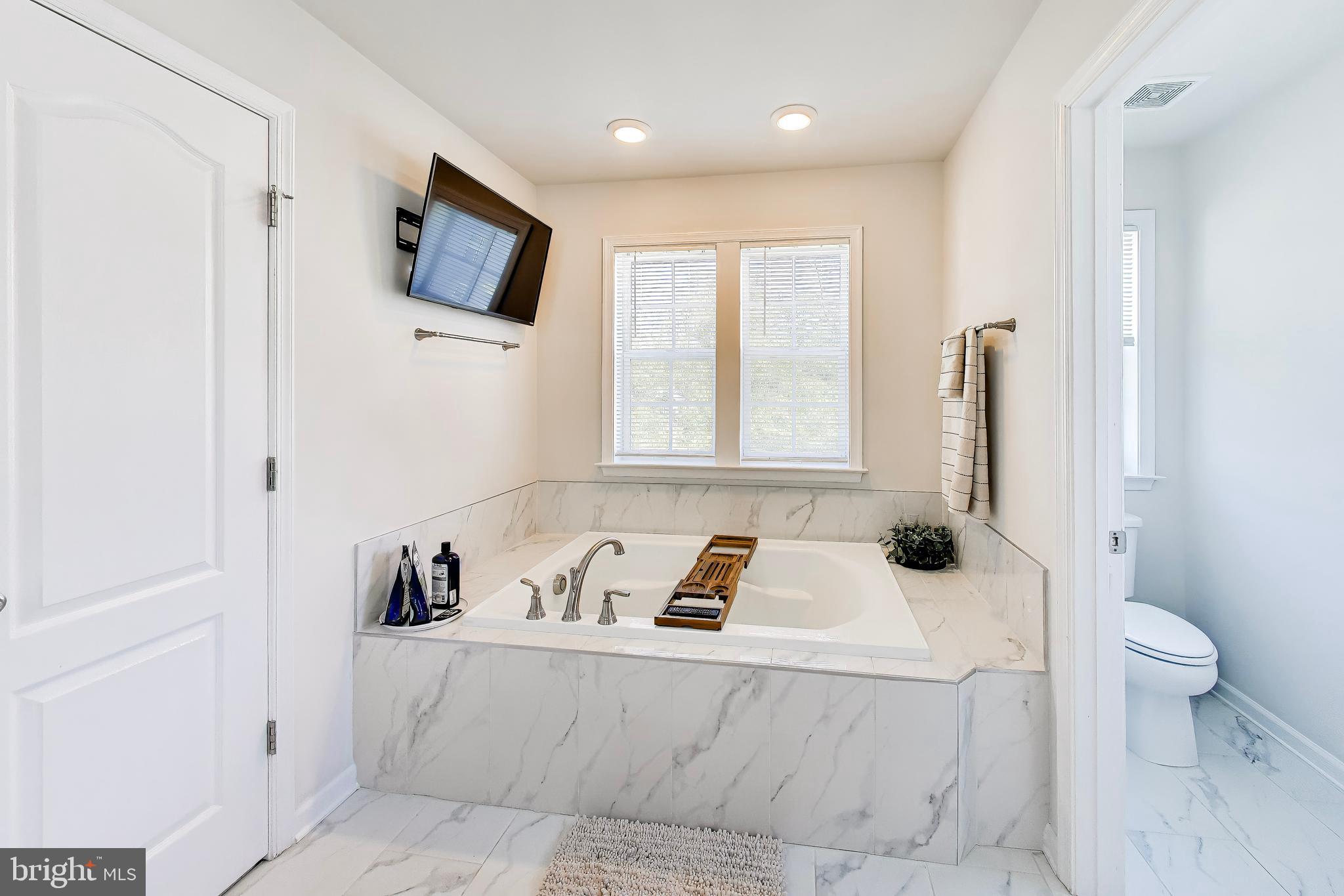 SPRING RIDGE - Residential