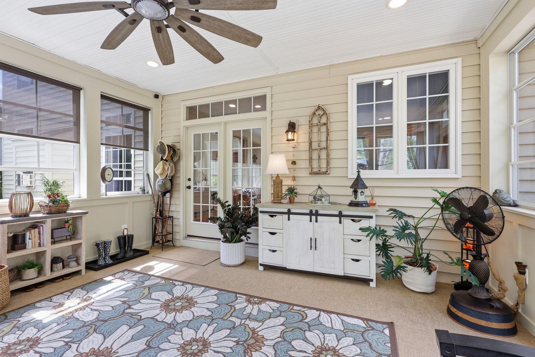 BROOKSIDE - Residential