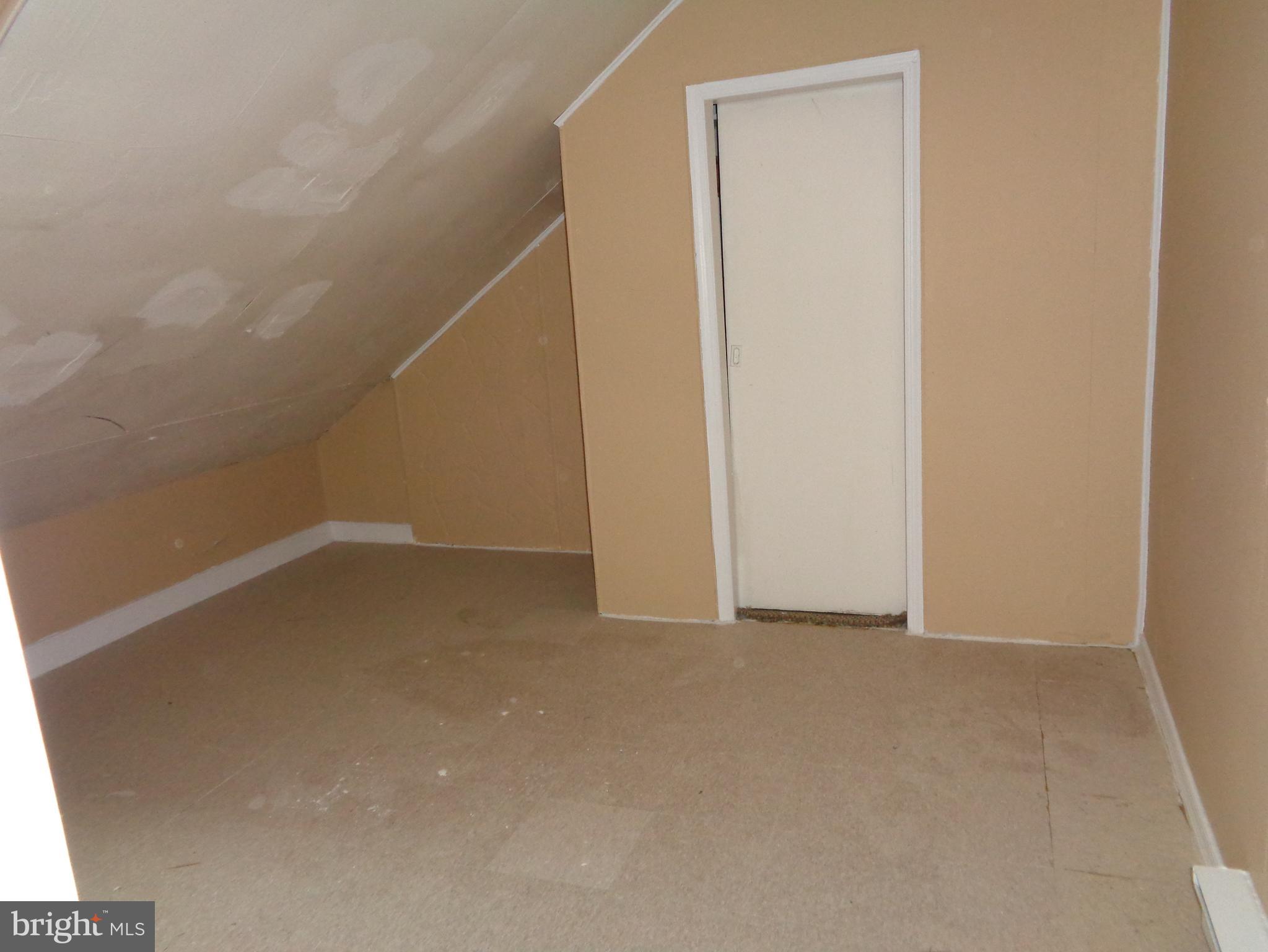 LANCASTER - Residential