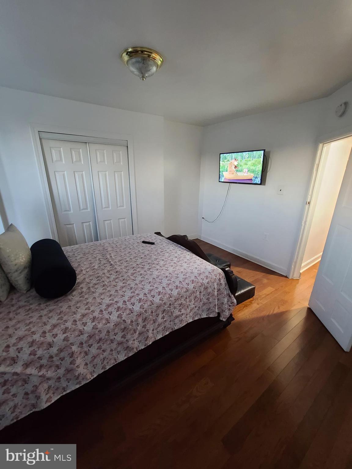 KENSINGTON - Residential