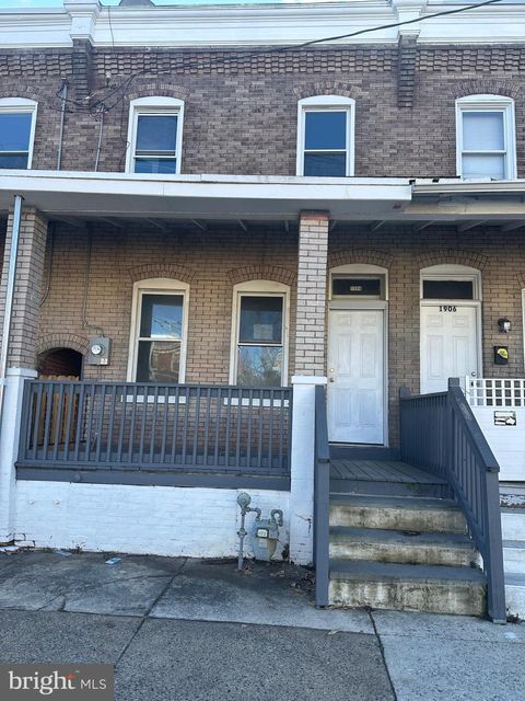 Townhouse For Sale - 1904 Lancaster Avenue<br/> WILMINGTON, DE 19805