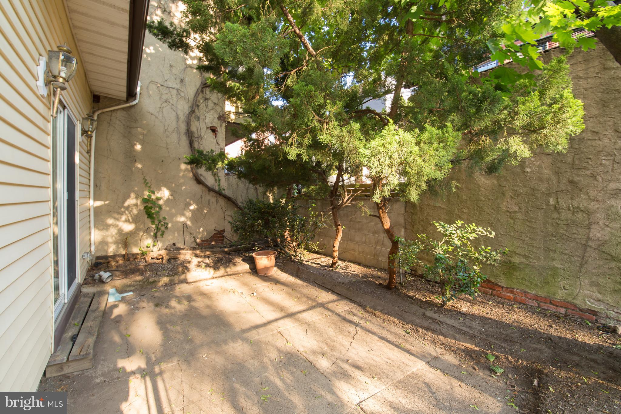 PASSYUNK SQUARE - Residential