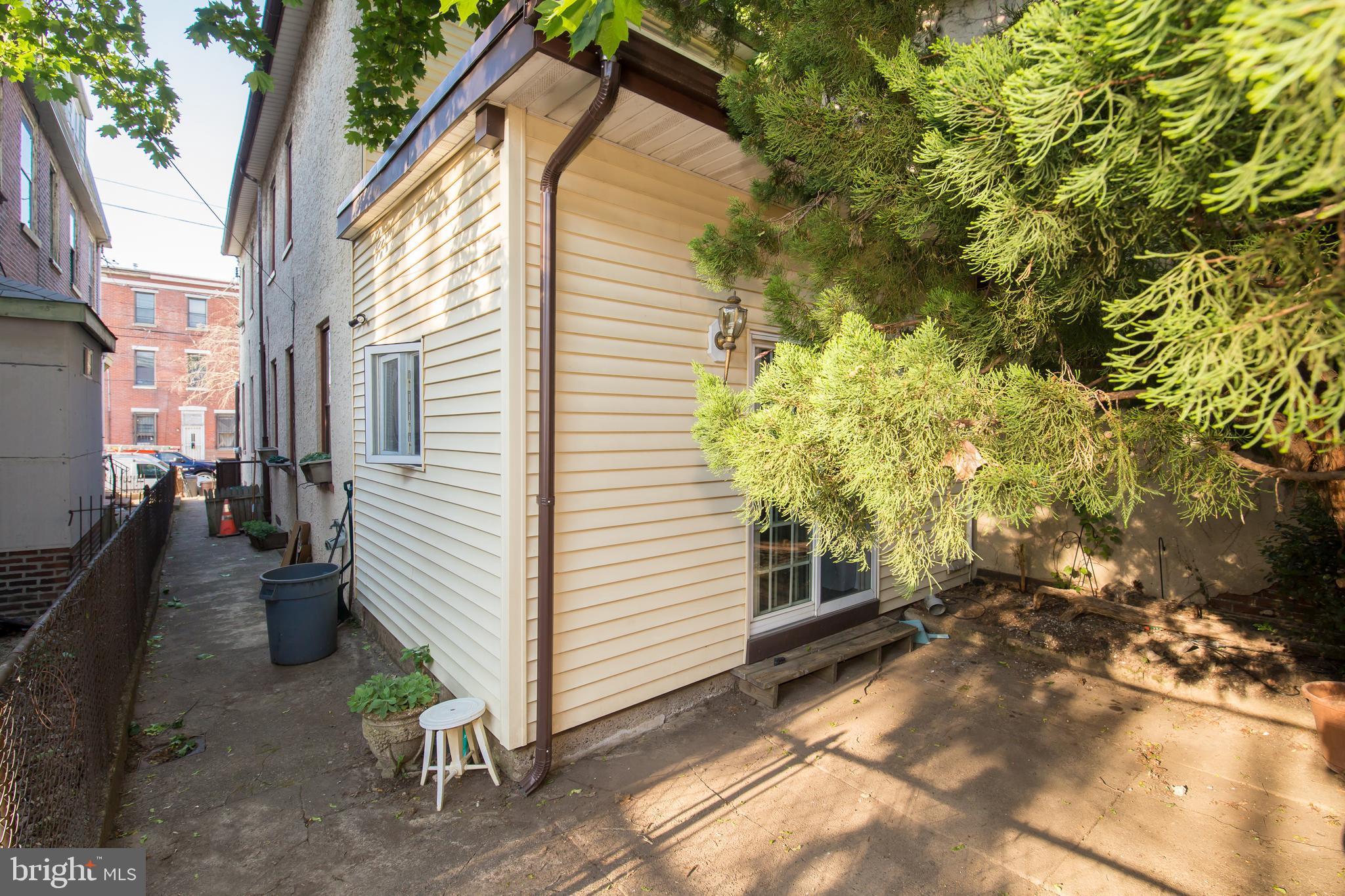 PASSYUNK SQUARE - Residential