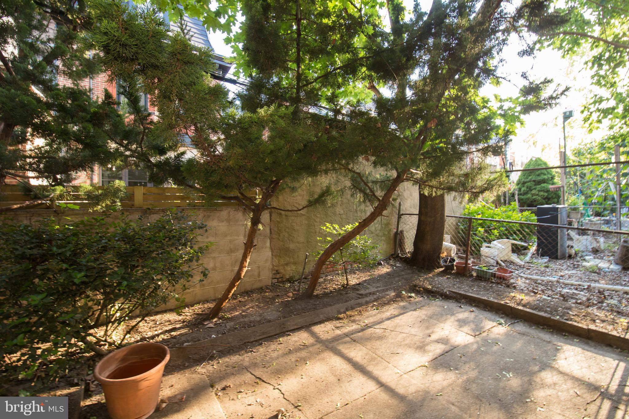 PASSYUNK SQUARE - Residential