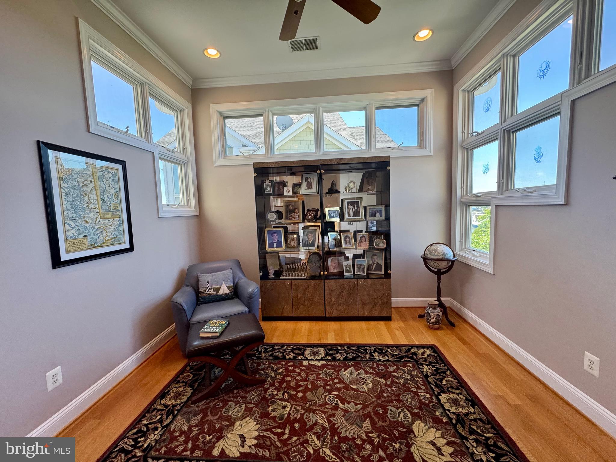 NARROWS POINTE - Residential