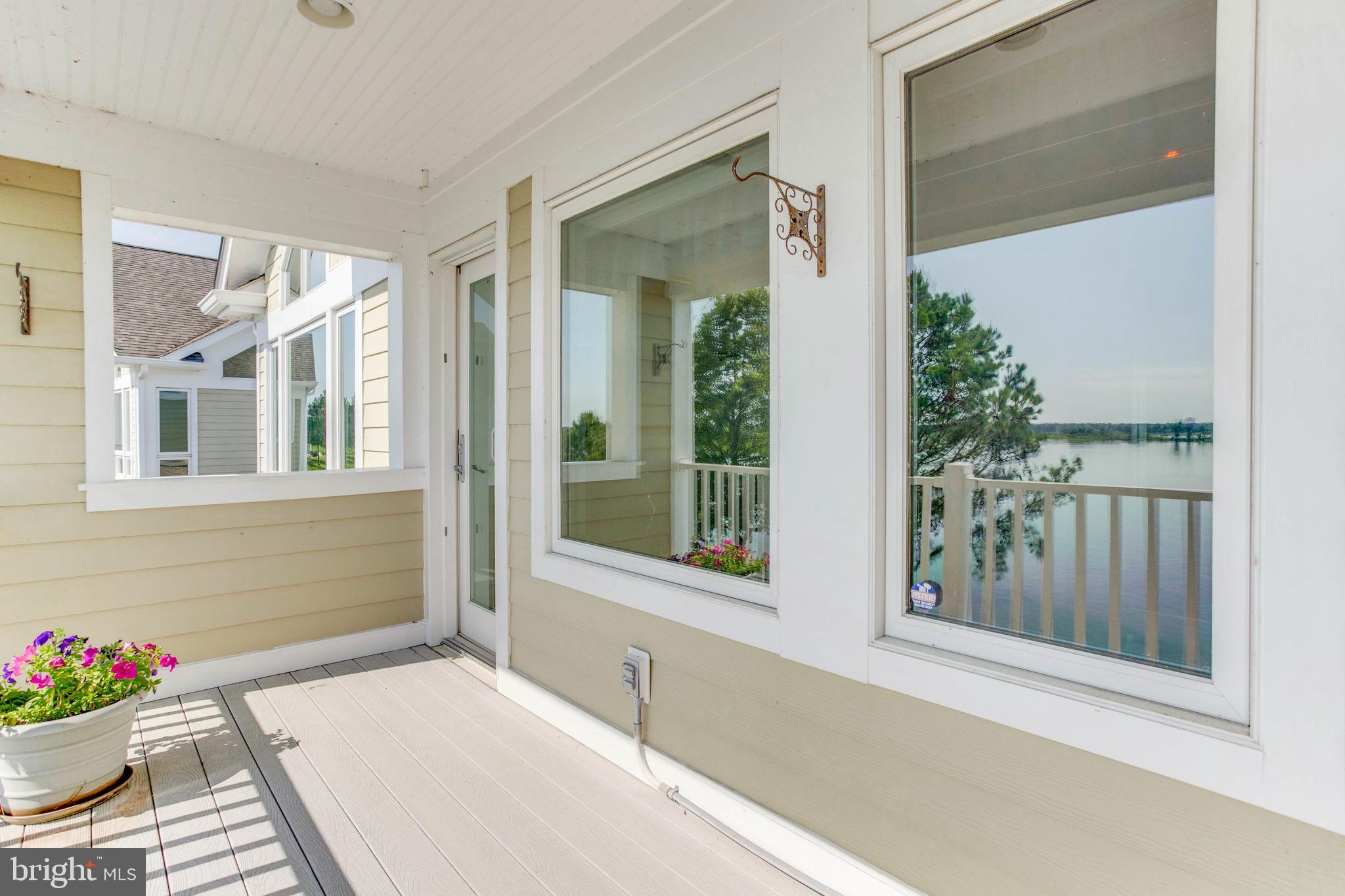 NARROWS POINTE - Residential