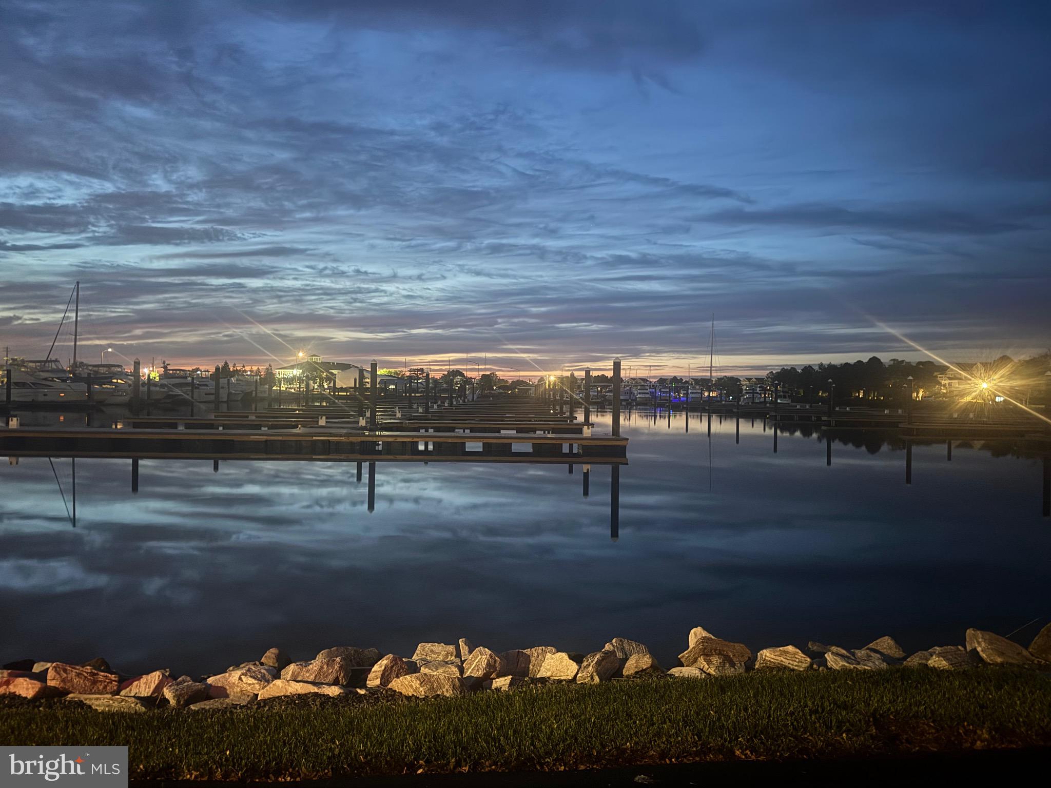 NARROWS POINTE - Residential