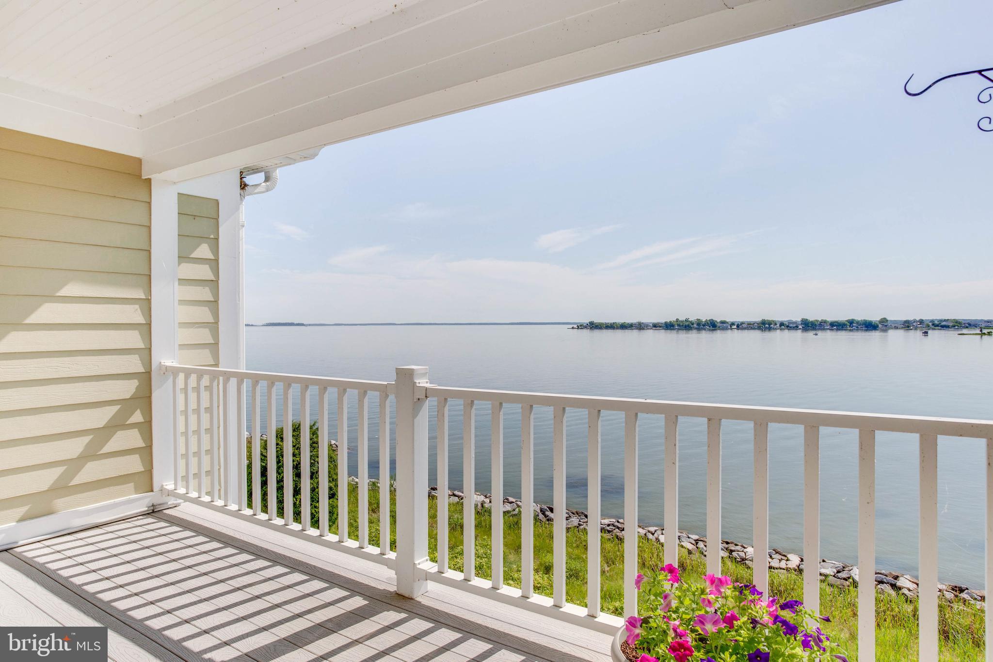 NARROWS POINTE - Residential