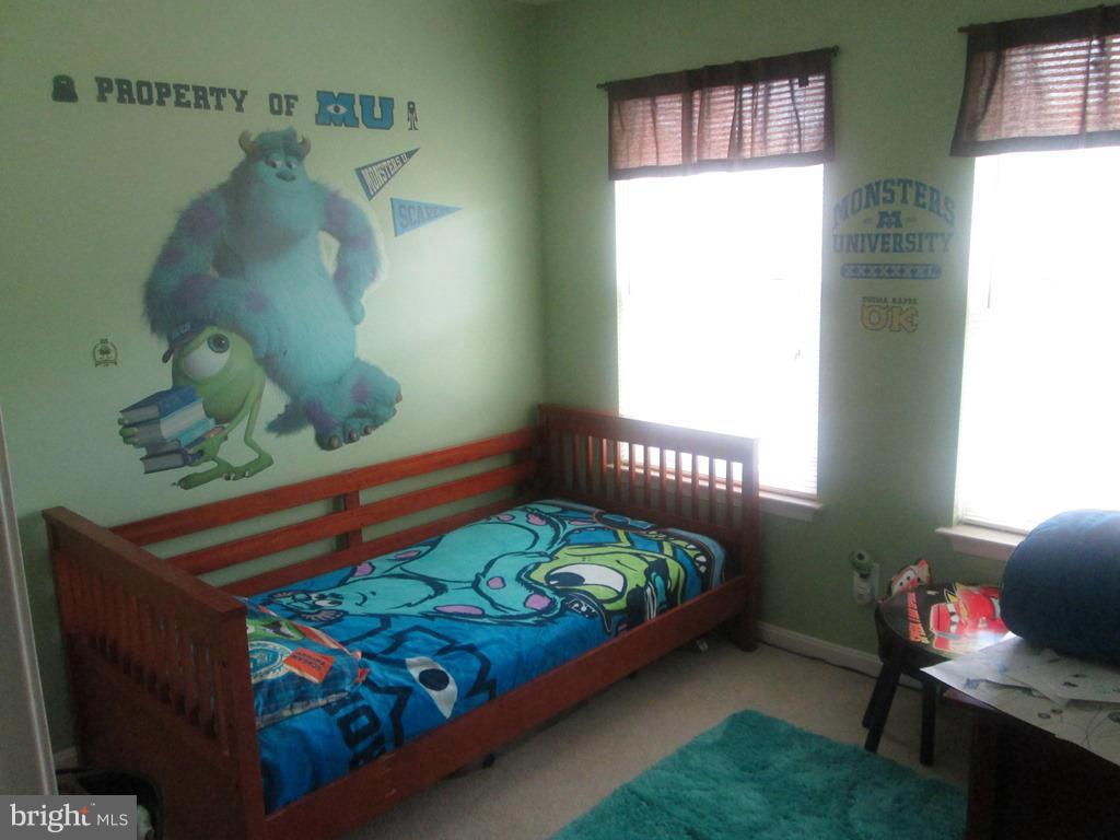 LAKECREST - Residential