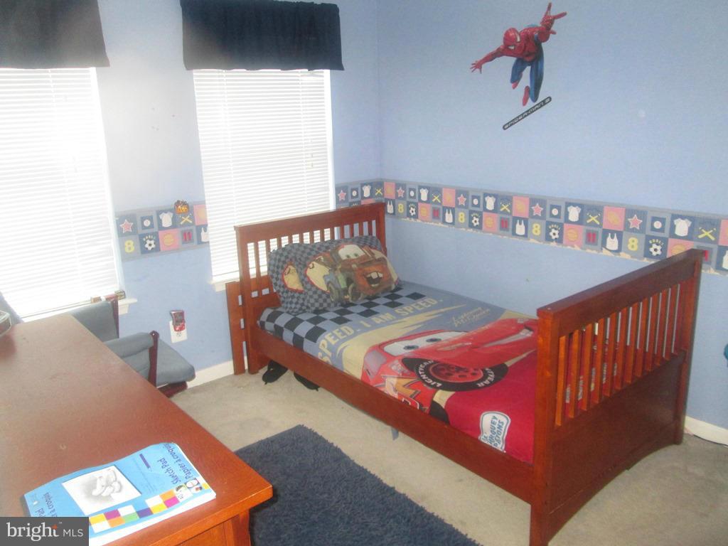 LAKECREST - Residential