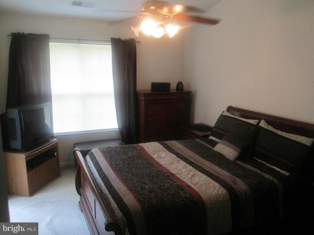 LAKECREST - Residential