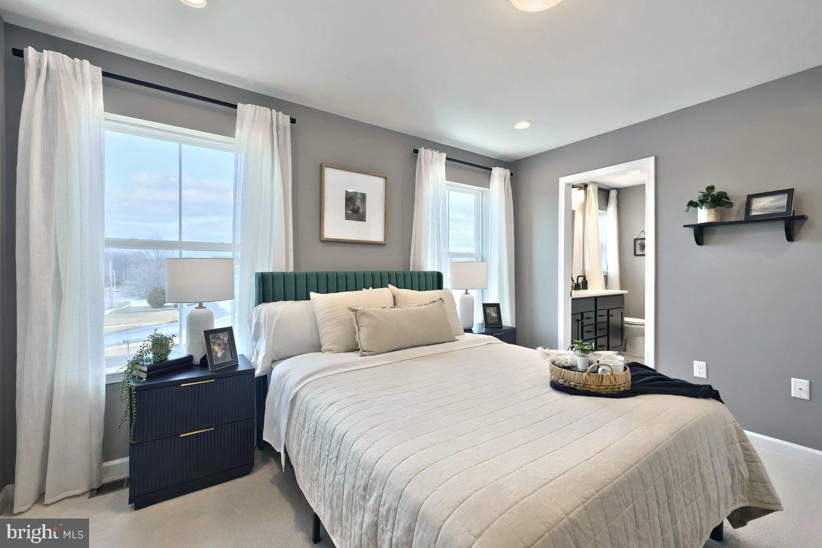 DEERFIELD ESTATES - Residential