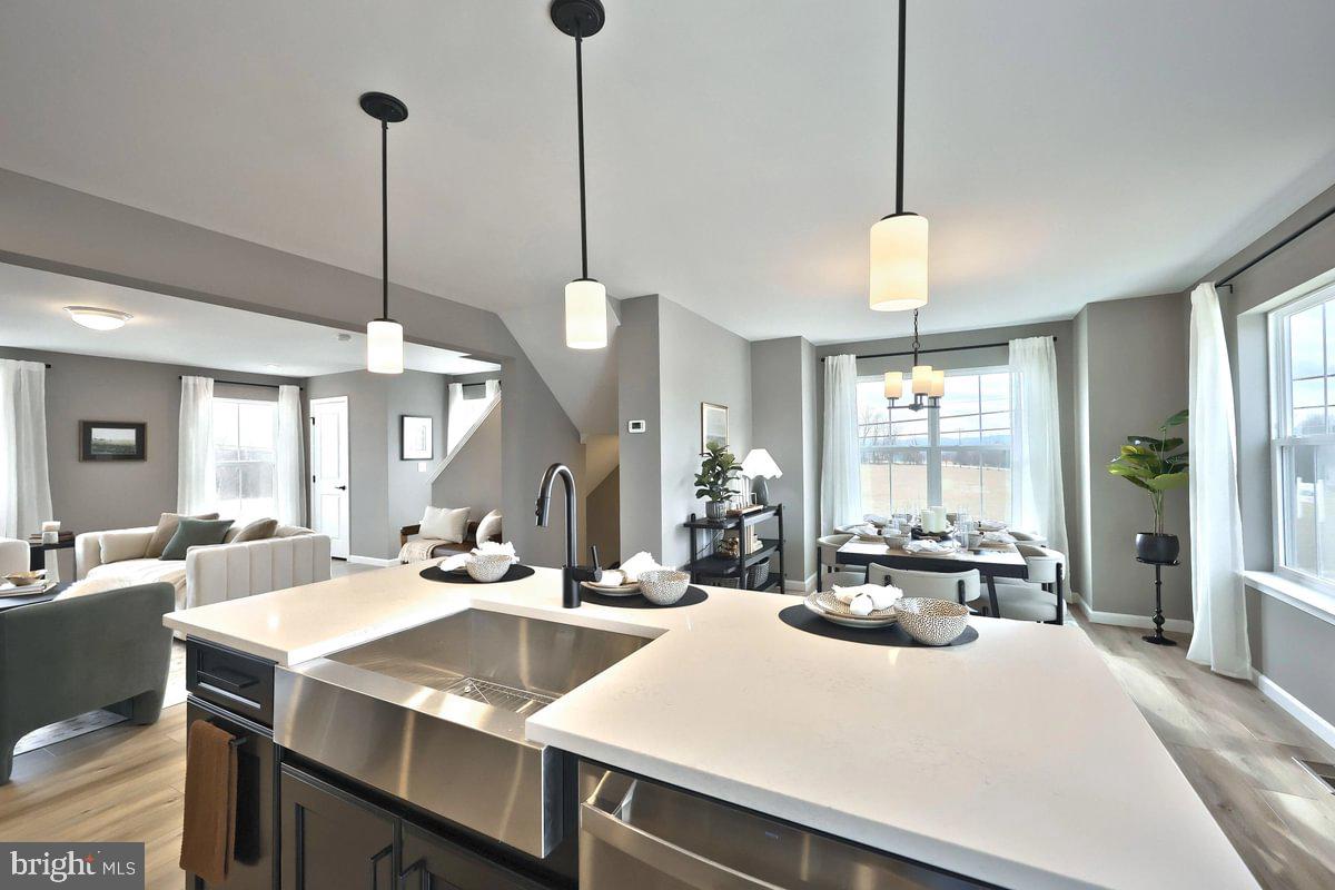 DEERFIELD ESTATES - Residential