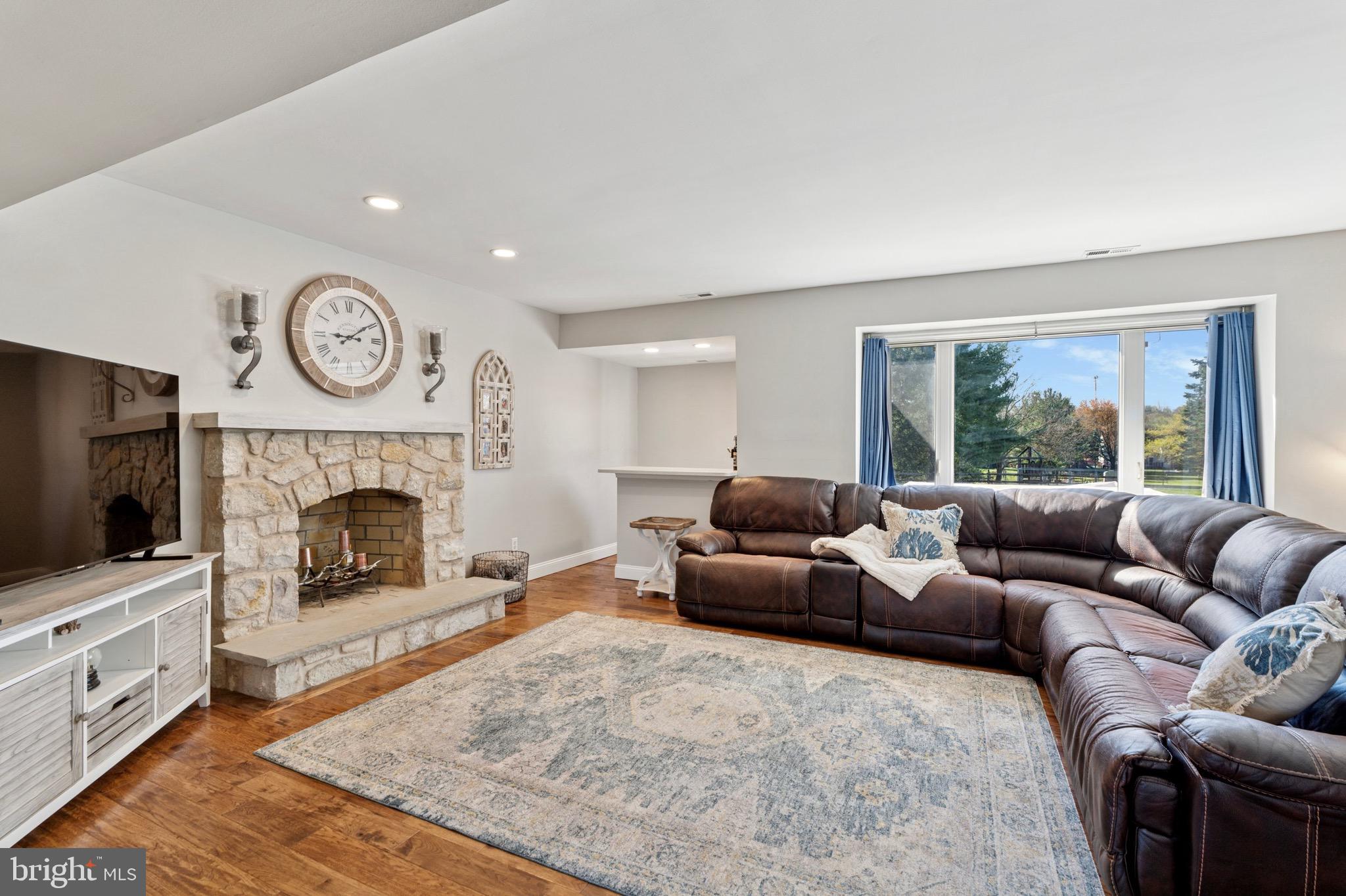 DUBLIN HUNT II - Residential