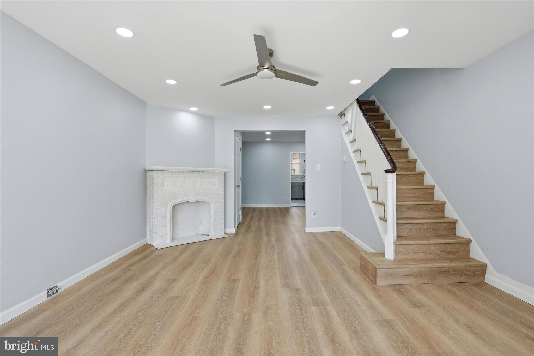 WEST OAK LANE - Residential