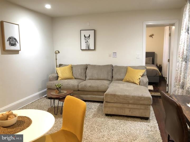 2033 SPRUCE STREET 1
