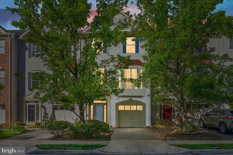 21631 Kings Crossing Terrace, Ashburn, VA MLS: VALO2095958