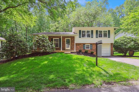 9923 WOODEN DOVE COURT BURKE VA 22015