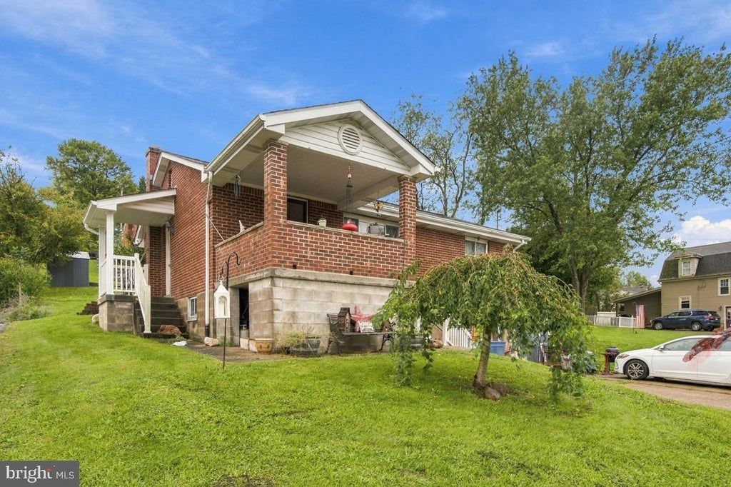 Photo of 309 Spring Street, OAKDALE, PA 15071 (MLS # PAAY2000464)